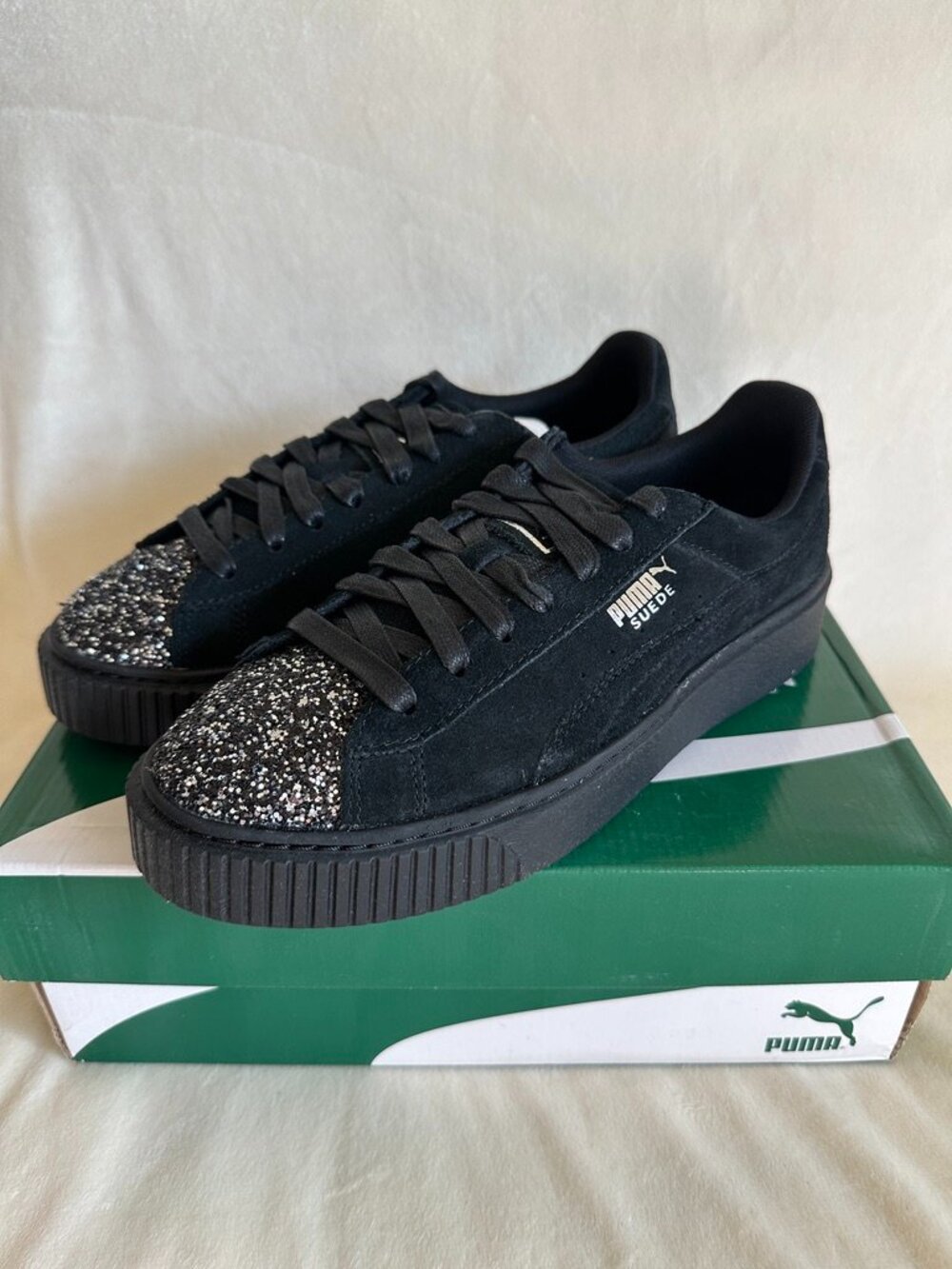 NIB! Puma Suede Platform Crushed Gem Black Silver Womens Sneakers Size US9/EU40